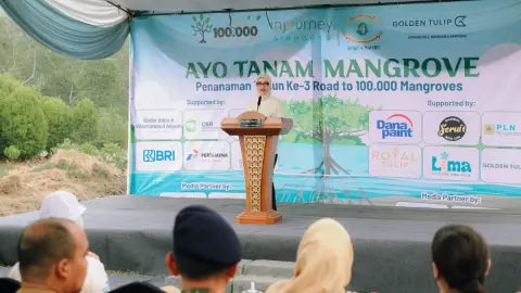 Lampung Plants 25,000 Mangroves in Pesawaran, Targets 100,000 Seedlings