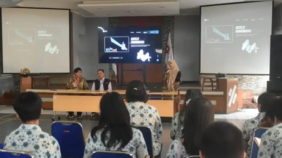 From Navigation to Disaster Monitoring, BRIN Introduces the Benefits of Satellites to Students