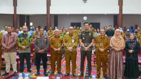 Kutai Barat Gandeng Unmul Susun Strategi Edukasi Pengelolaan Sampah