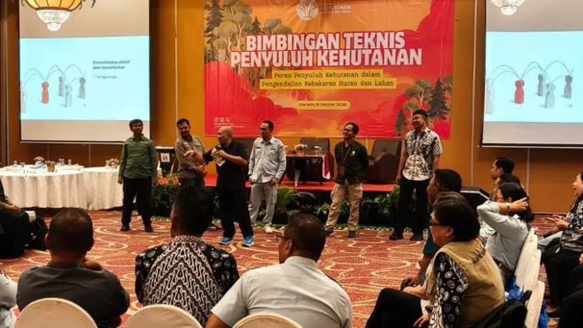To prevent forest and land fires, the Ministry of Forestry provides 50 extension workers in North Sulawesi