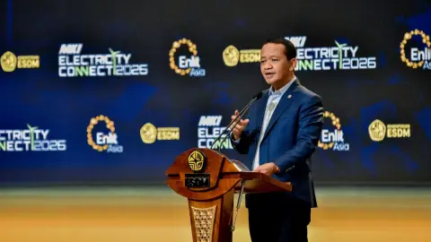 Bahlil Invites Investors to Build Green Energy-Based Data Centers in Indonesia
