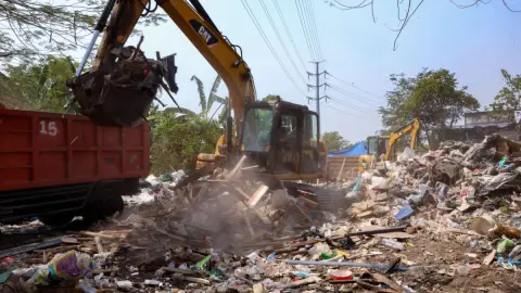 Residents Complain about Smell, Surabaya Controls Illegal Waste Management in Keputih