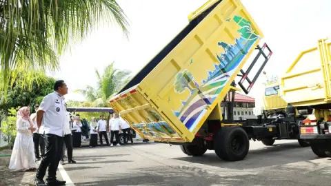 Pariaman Waste Reaches 45-50 Tons a Day, City Government Adds Three Transport Trucks